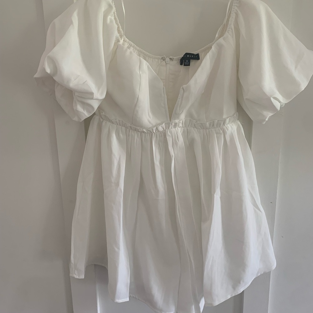 Elegant White Puff Sleeve Top
